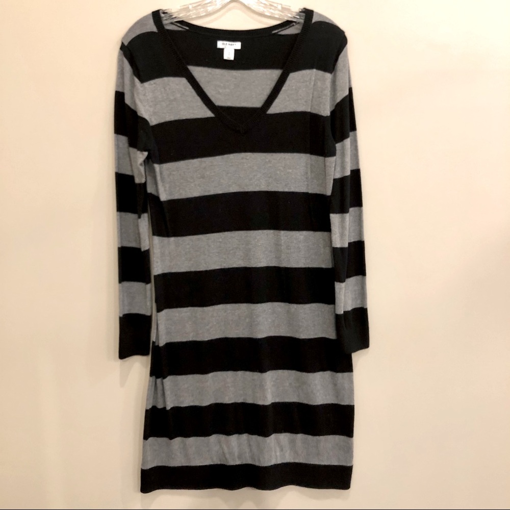 Old Navy Black and Grey Long Sleeve Dress